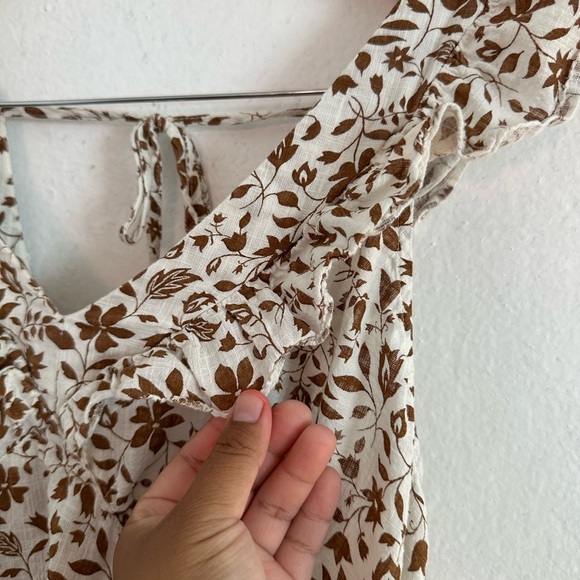 Old Navy Floral Flutter Sleeve V-Neck Tiered Peasant Top Cream Brown Size L - Picture 6 of 14